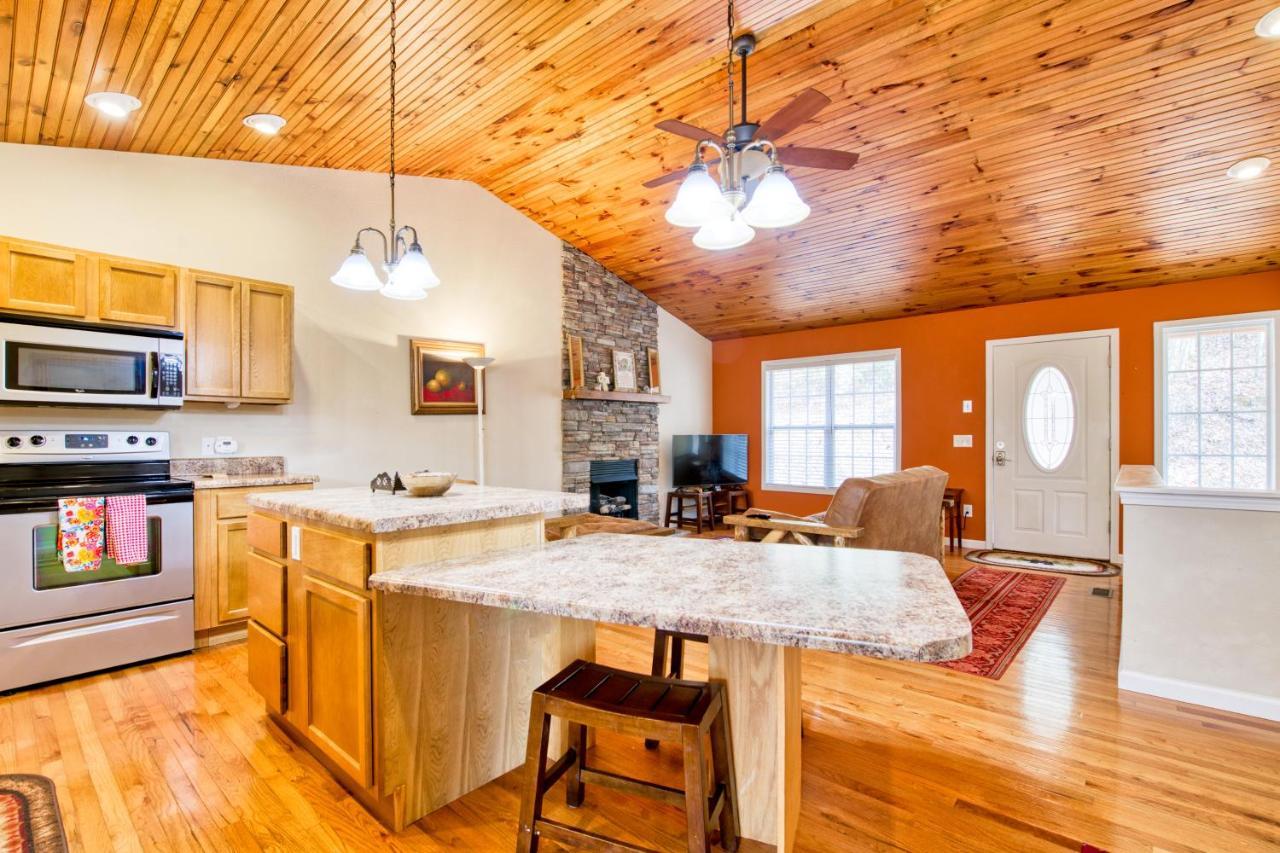 Trimont Mountain Cottage フランクリン エクステリア 写真